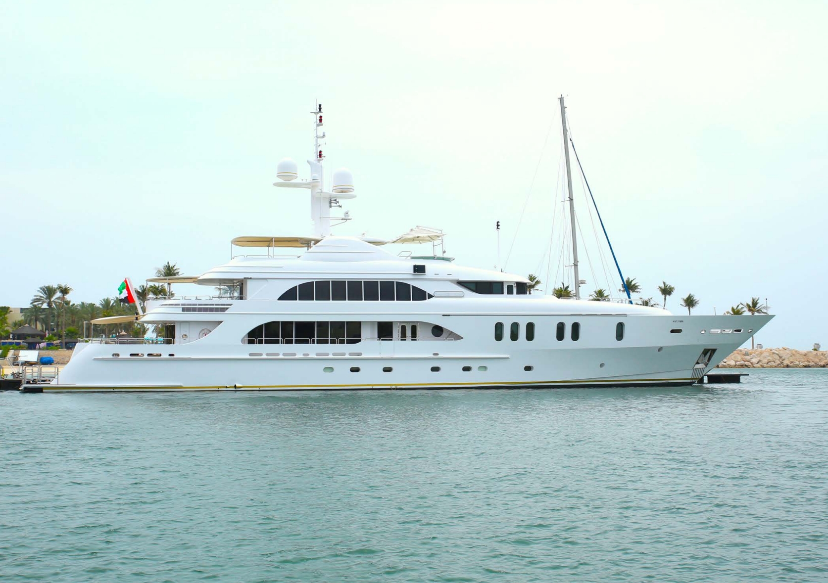 LUCIEN 131 FT Yacht